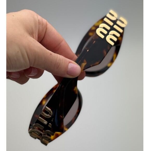 NEW MIU MIU Sunglasses MU11WS 14L20I Honey Havana/Light Purple Brown Women - Picture 4 of 10